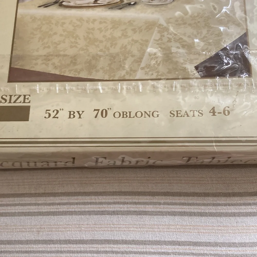 Jacquard Fabric Tablecloth Size 52”x 70” Oblong